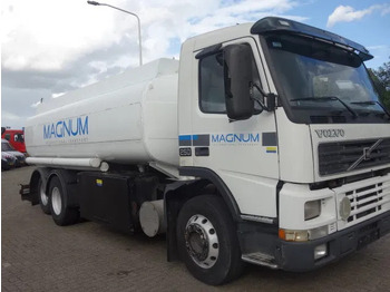 شاحنة صهريج VOLVO FM