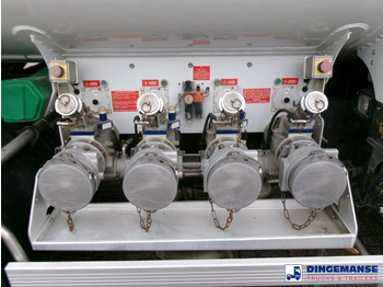 شاحنة صهريج Renault Premium 270 4x2 fuel tank 13.8 m3 / 4 comp: صور 5 شاحنة صهريج Renault Premium 270 4x2 fuel tank 13.8 m3 / 4 comp: صور 5