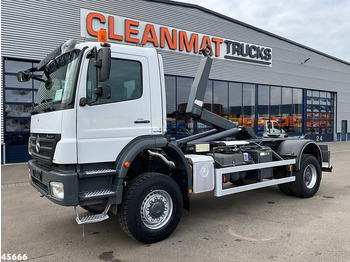 شاحنة ذات الخطاف MERCEDES-BENZ Axor 1929