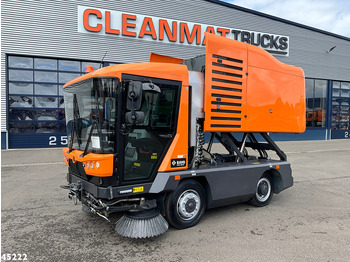 سياره كنس شوارع RAVO