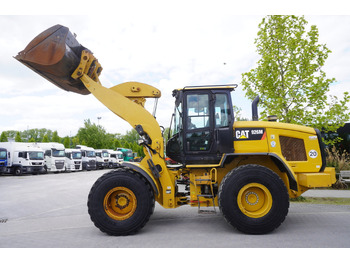 اللودر بعجل CATERPILLAR 930M
