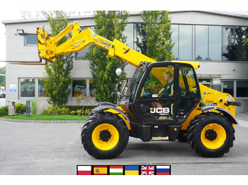 رافعة تلسكوبية JCB