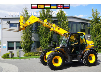 جرافة ذات عجلات تلسكوبية JCB