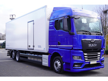 مبردة شاحنة MAN TGX 26.400