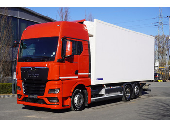 مبردة شاحنة MAN TGX 26.510