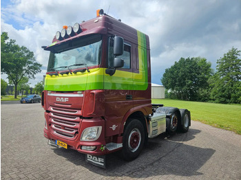 شاحنة جرار DAF XF 460