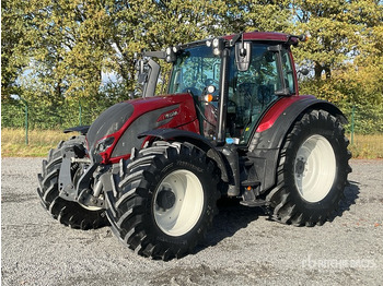 جرار 2023 Valtra N155E Versu 4WD Tractor: صور 3