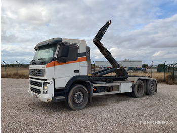 شاحنة ذات الخطاف VOLVO FM12