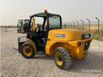 رافعة تلسكوبية JCB