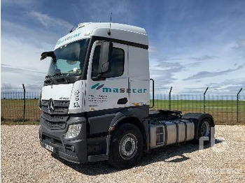 شاحنة جرار MERCEDES-BENZ Actros 1845