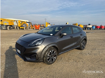 سيارة دفع رباعي FORD