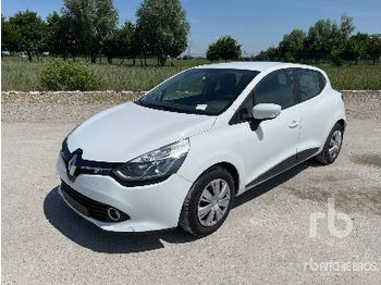 سيارة RENAULT