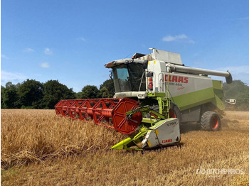 حصادة شاملة CLAAS Lexion 460
