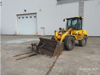 اللودر بعجل VOLVO L35