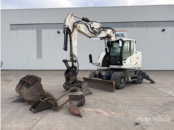 حفارة على عجلات LIEBHERR A 914