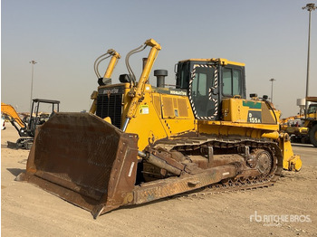 بلدوزر KOMATSU D155
