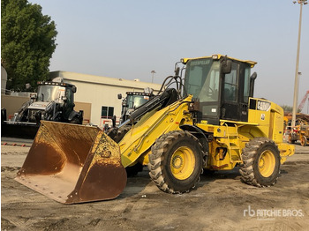 اللودر بعجل CATERPILLAR 930H