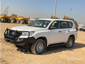 سيارة دفع رباعي TOYOTA