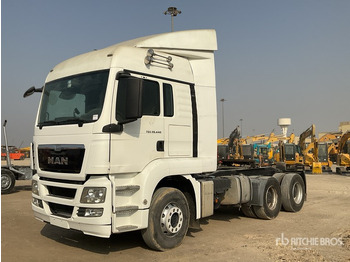 شاحنة جرار MAN TGS 28.440