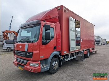 بصندوق مغلق شاحنة DAF LF 45 210