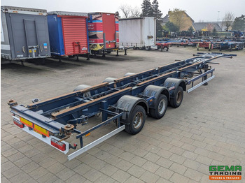 شاحنات الحاويات/ جسم علوي قابل للتغيير نصف مقطورة RENDERS