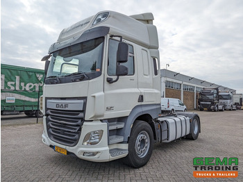 شاحنة جرار DAF CF 460