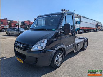 شاحنة جرار IVECO
