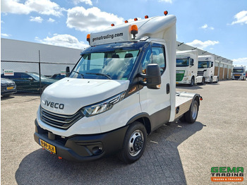 شاحنة جرار IVECO