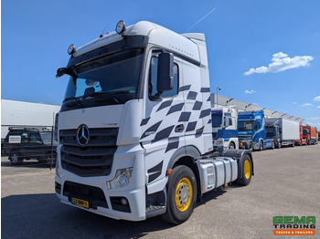 شاحنة جرار MERCEDES-BENZ Actros 1945