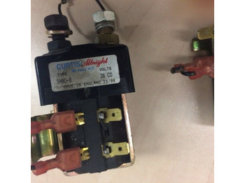 النظام الكهربائي - ماكينة فرك وتجفيف 2X Contactors for Scrubber vacuum cleaner Nilfisk BR 850: صور 4