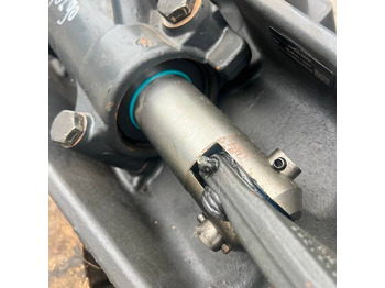 المحور و قطع الغيار - معدات المناولة Rear axle AL35-01/2501 for Linde: صور 5