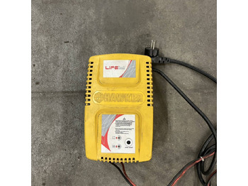 قطع الغيار HAWKER