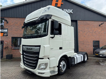 شاحنة جرار DAF XF 480