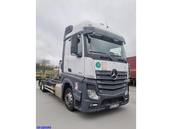 الشاسيه شاحنة MERCEDES-BENZ Actros 2542