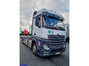 الشاسيه شاحنة MERCEDES-BENZ Actros 2542 BDF 6x2 Euro6: صور 2