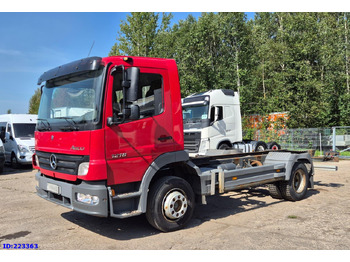 الشاسيه شاحنة MERCEDES-BENZ Atego 1218