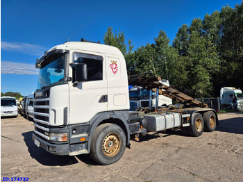 قلابات SCANIA 144
