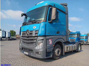 شاحنة جرار MERCEDES-BENZ Actros 1842