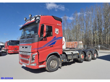 الشاسيه شاحنة VOLVO FH16 700