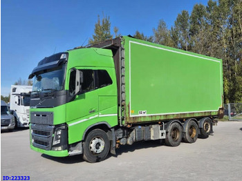 بصندوق مغلق شاحنة VOLVO FH16 750