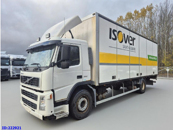 بصندوق مغلق شاحنة VOLVO FM9 260