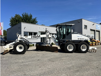 آلة تسوية الأرض BOMAG