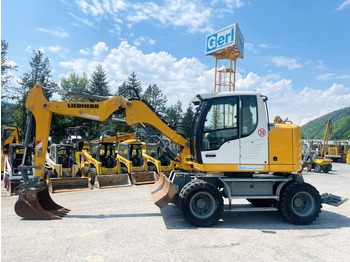 حفارة على عجلات LIEBHERR A 910