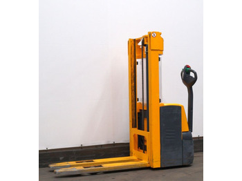 معدات تكديس JUNGHEINRICH EJC