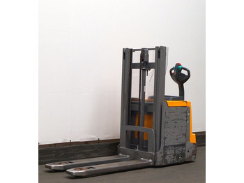 معدات تكديس JUNGHEINRICH EJD