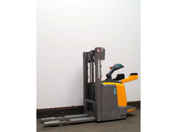 معدات تكديس JUNGHEINRICH