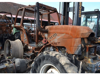 قطع الغيار NEW HOLLAND