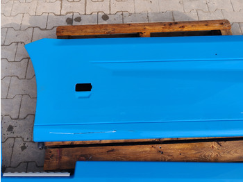 قطع الغيار RENAULT RANGE T EURO 6 / SIDE SPOILERS SET: صور 5 قطع الغيار RENAULT RANGE T EURO 6 / SIDE SPOILERS SET: صور 5