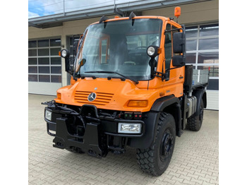 سيارة بلدية UNIMOG U500