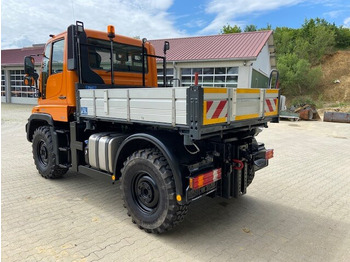 سيارة بلدية Unimog 300 - U300 405 28539 mit Wandlerkupplung Me: صور 5